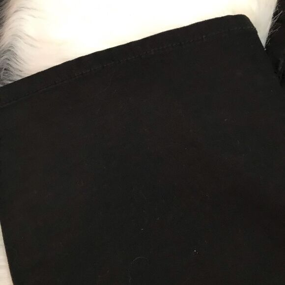 Ladies jeans buy 1 get 1 50% off!!! 🔥🔥🔥🔥 - Picture 2 of 8